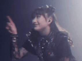 momoko-babymetal-yes.gif