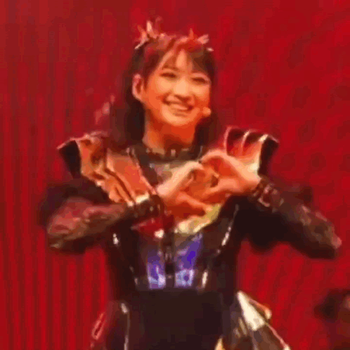 momometal-love-momometal-heart.gif